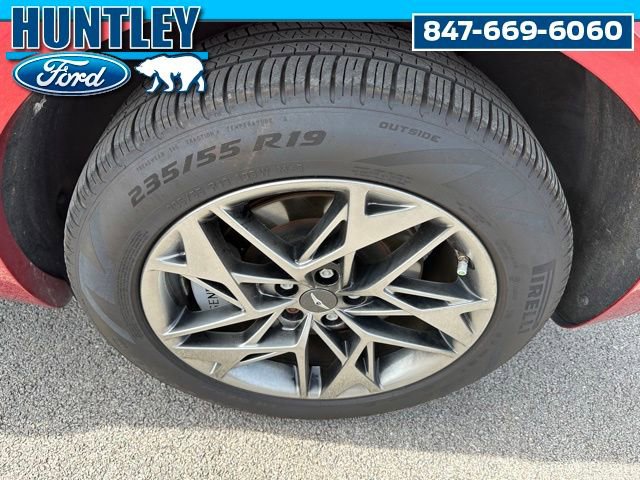 Used 2023 Genesis GV70 2.5T w/ Select Package image 8