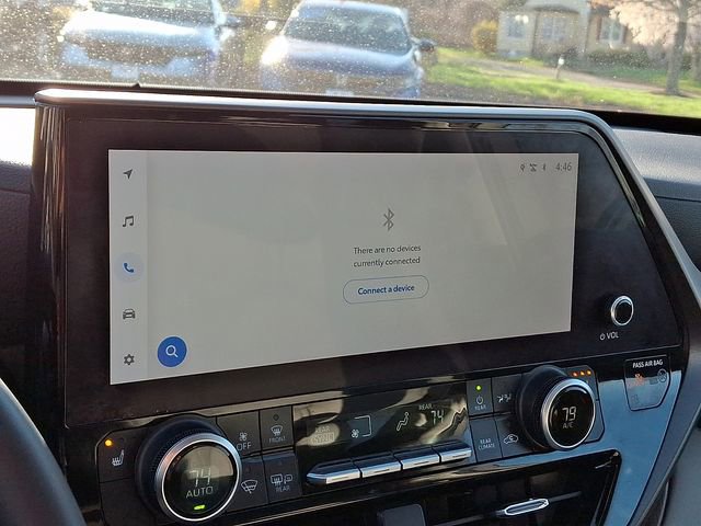 Used 2023 Toyota Highlander XLE image 20