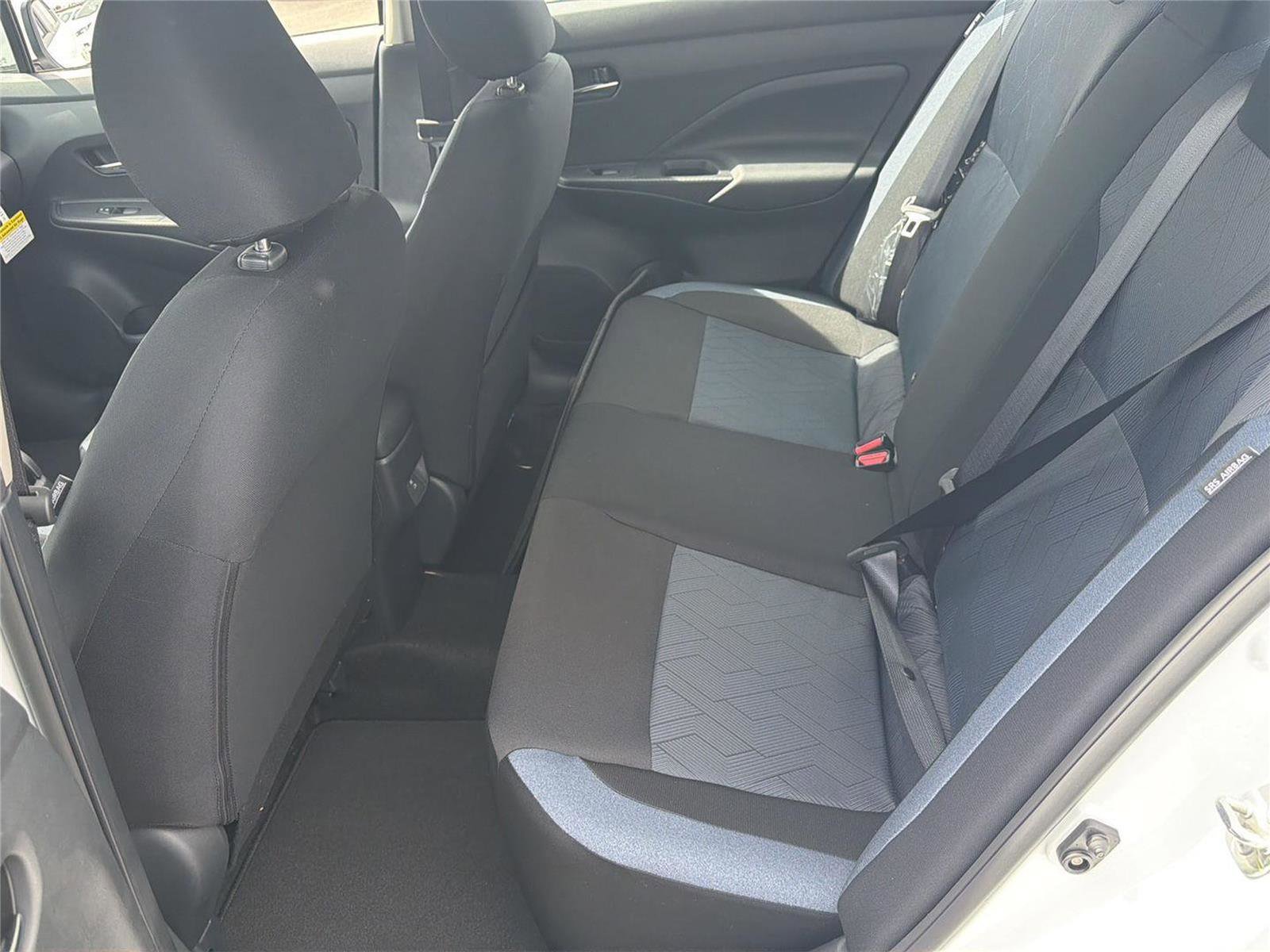 Used 2025 Nissan Versa SV w/ Trunk Package image 19