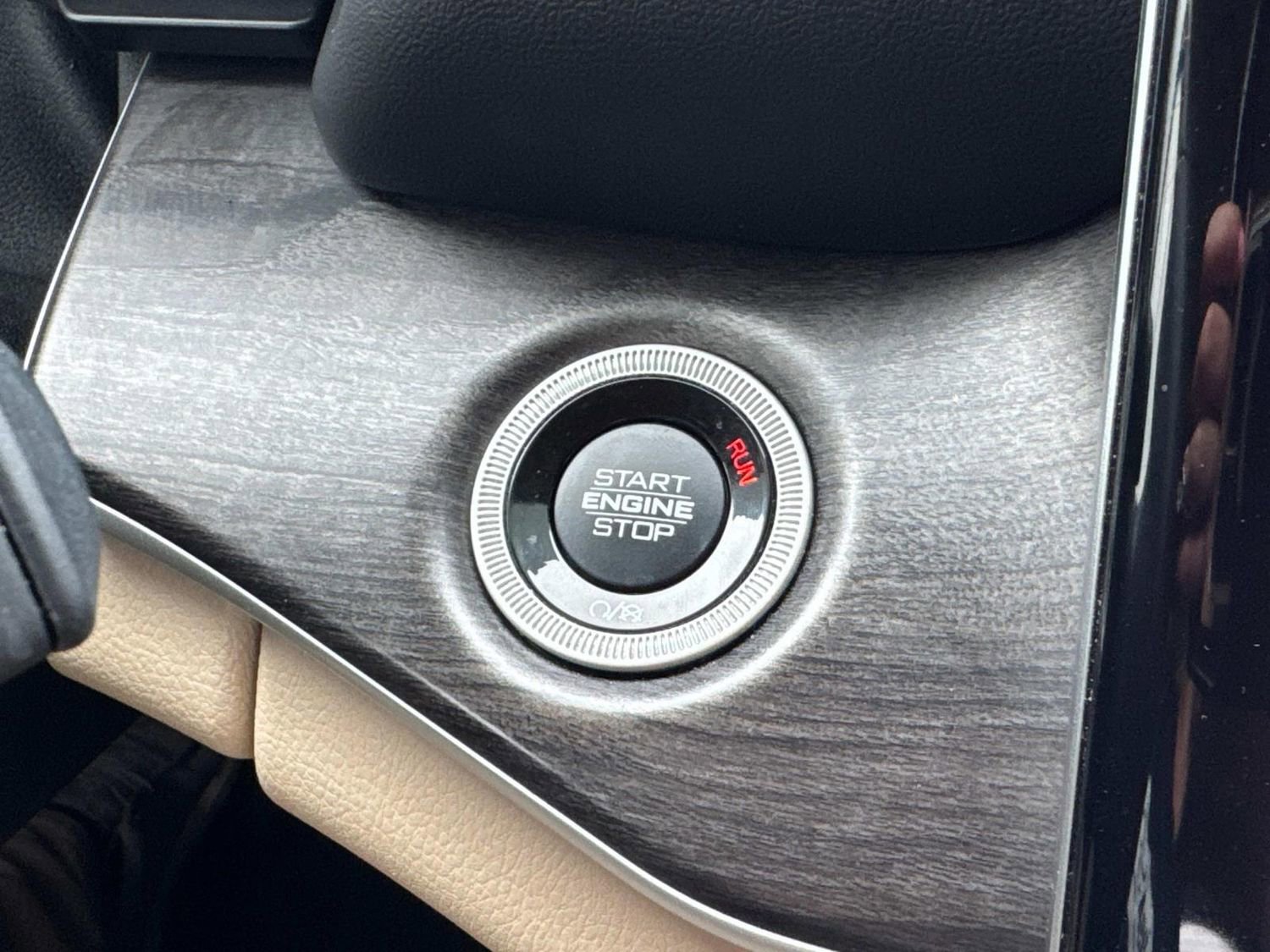 Used 2022 Jeep Grand Cherokee L Limited image 38