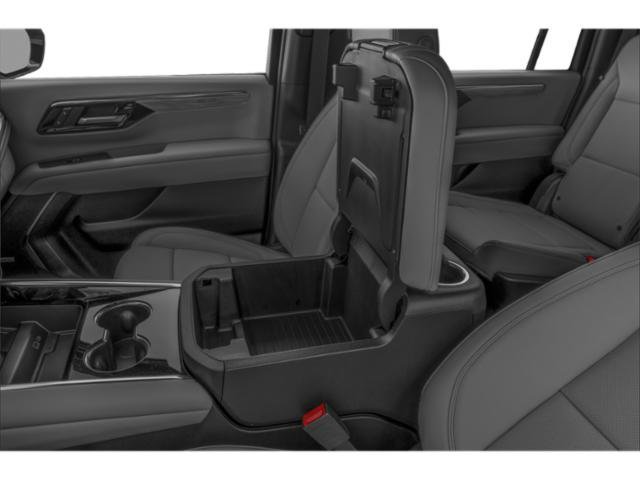 Used 2025 Chevrolet Suburban Premier image 16