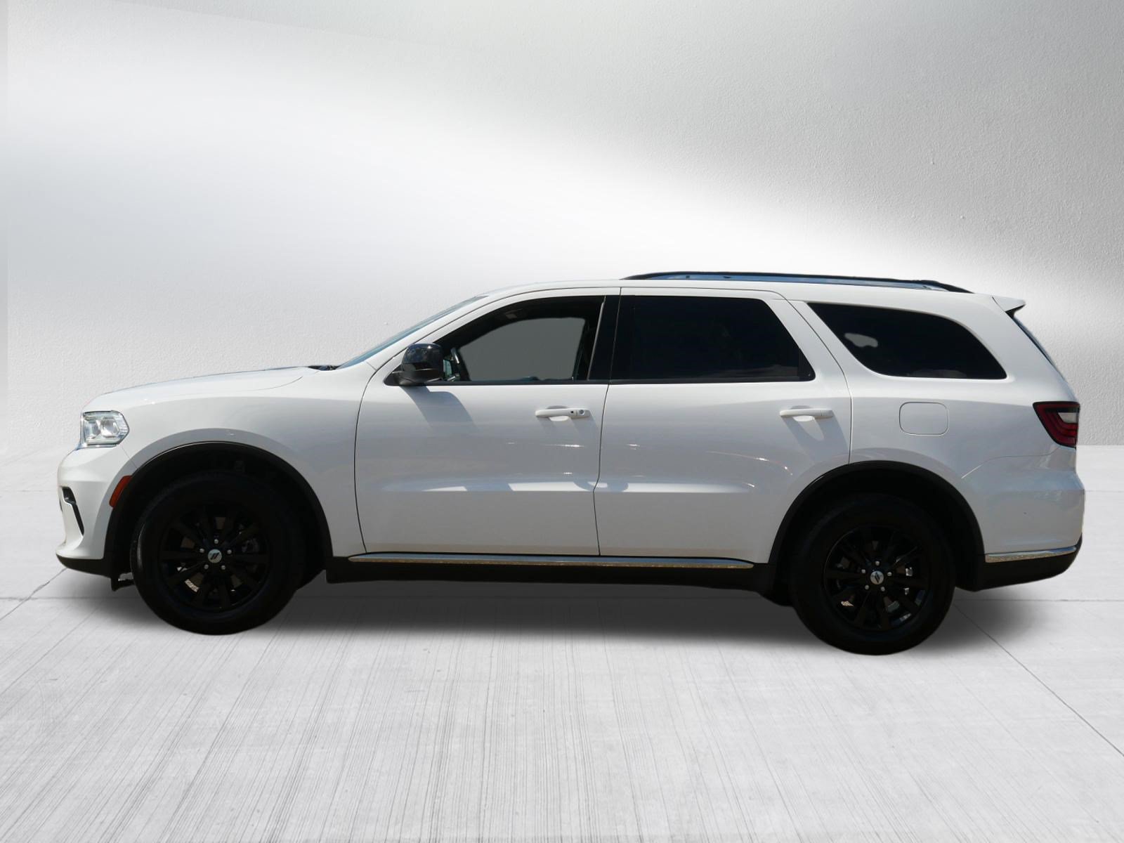 Used 2024 Dodge Durango SXT AWD/4WD image 4