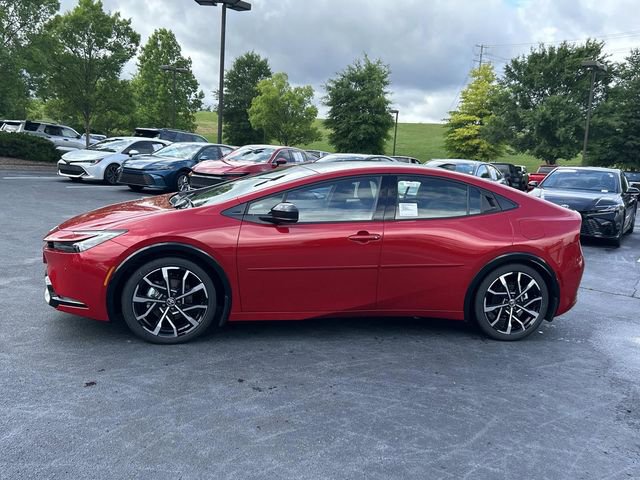 New 2026 Toyota Prius Plug-In Hybrid FWD image 7