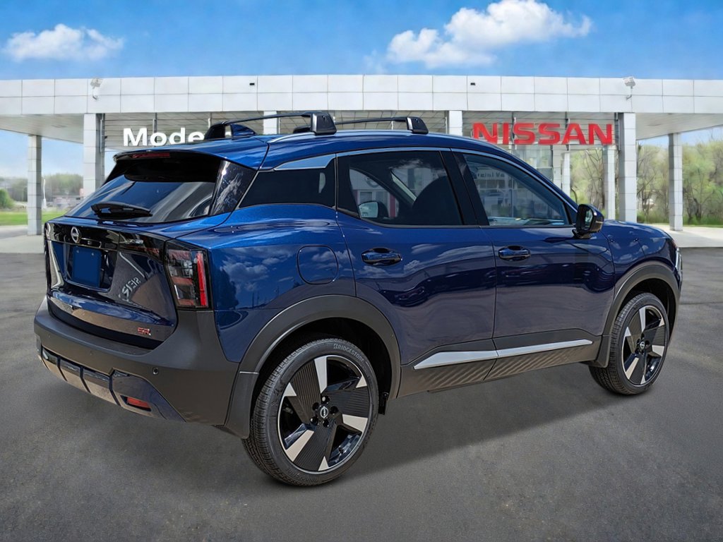 New 2026 Nissan Kicks SR FWD image 5