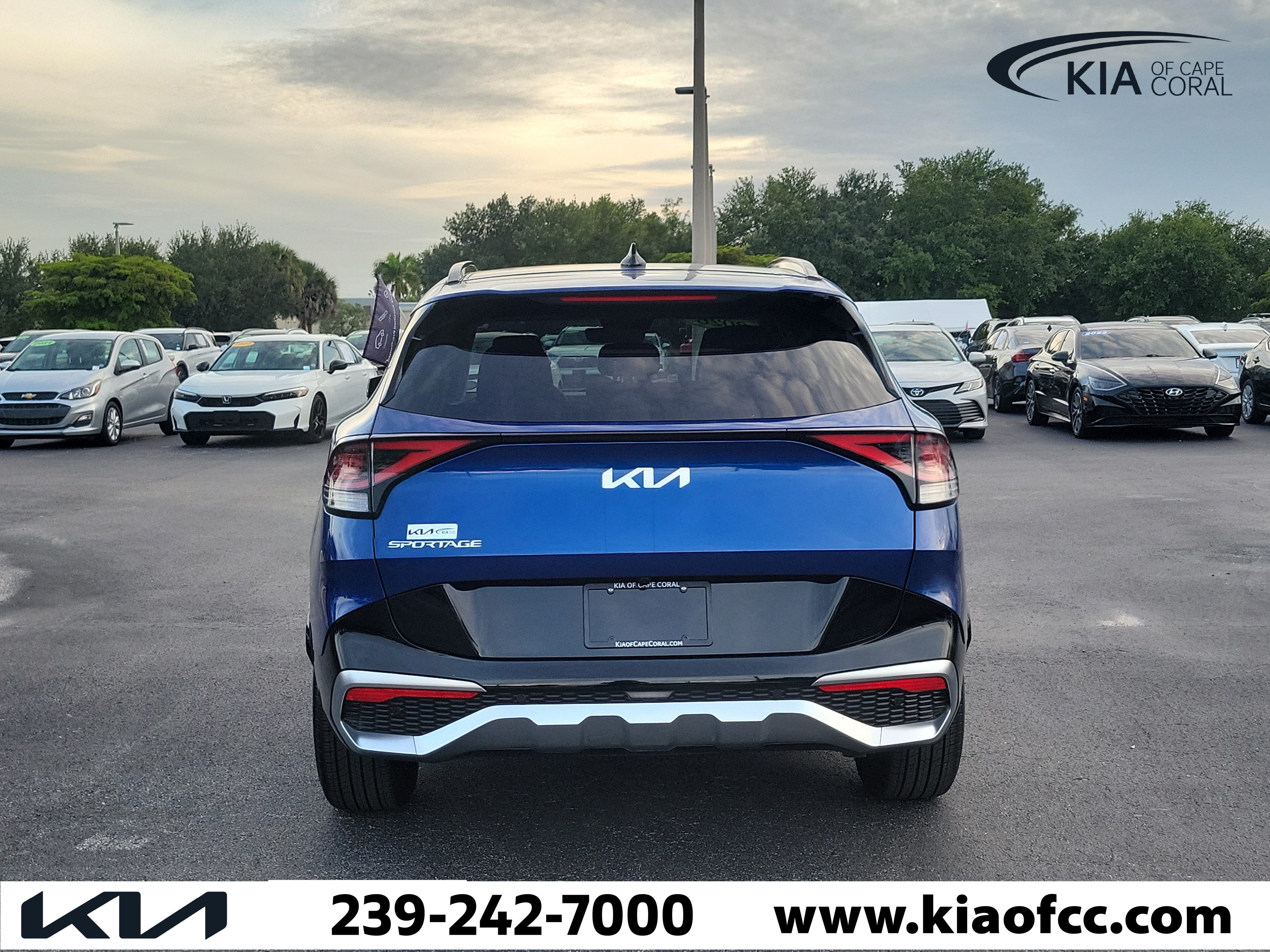 Used 2025 Kia Sportage SX FWD image 5