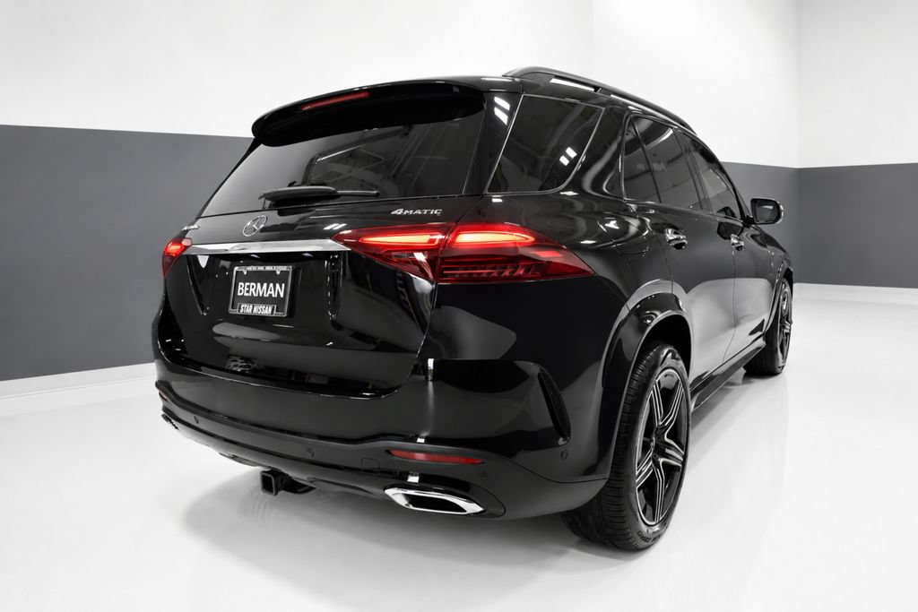Used 2025 Mercedes-Benz GLE 450e 4MATIC image 8