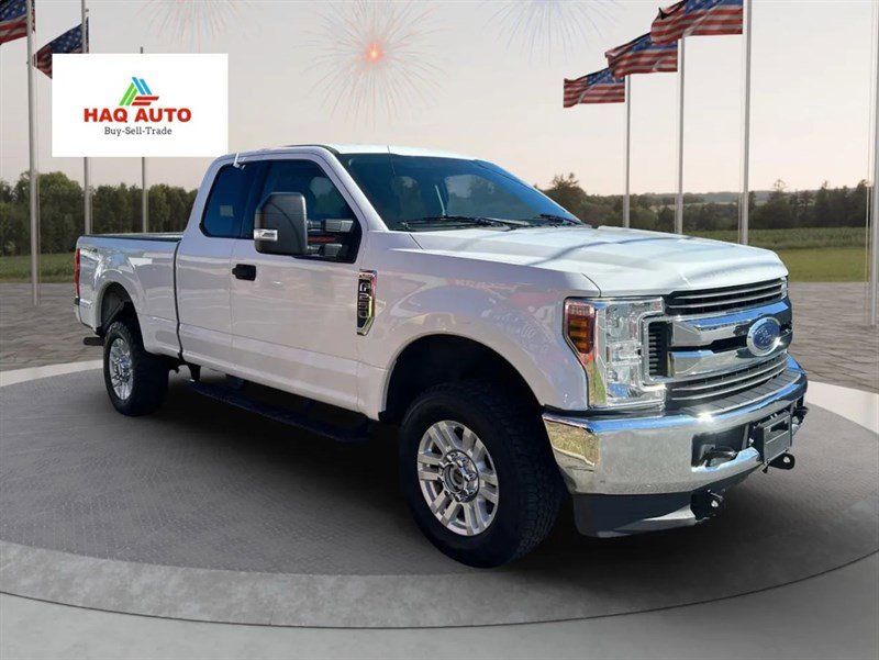 Used 2018 Ford F250 XLT image 3