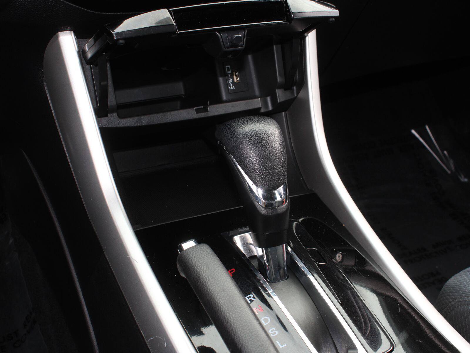 Used 2016 Honda Accord EX image 16