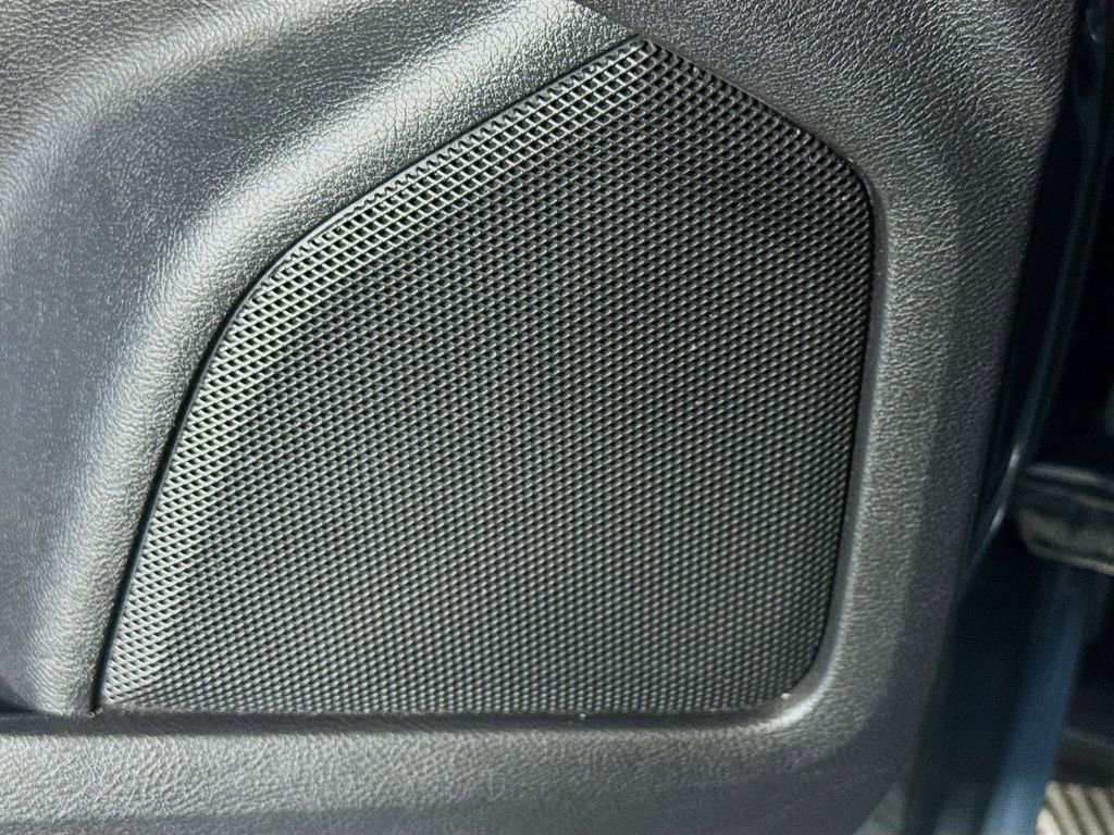 Used 2016 Ford Edge Sport w/ Technology Package image 19