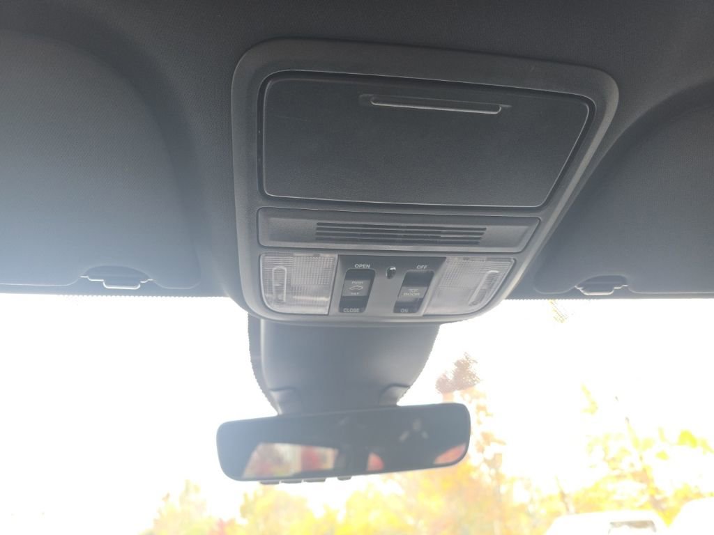 Used 2023 Honda Odyssey Sport image 24