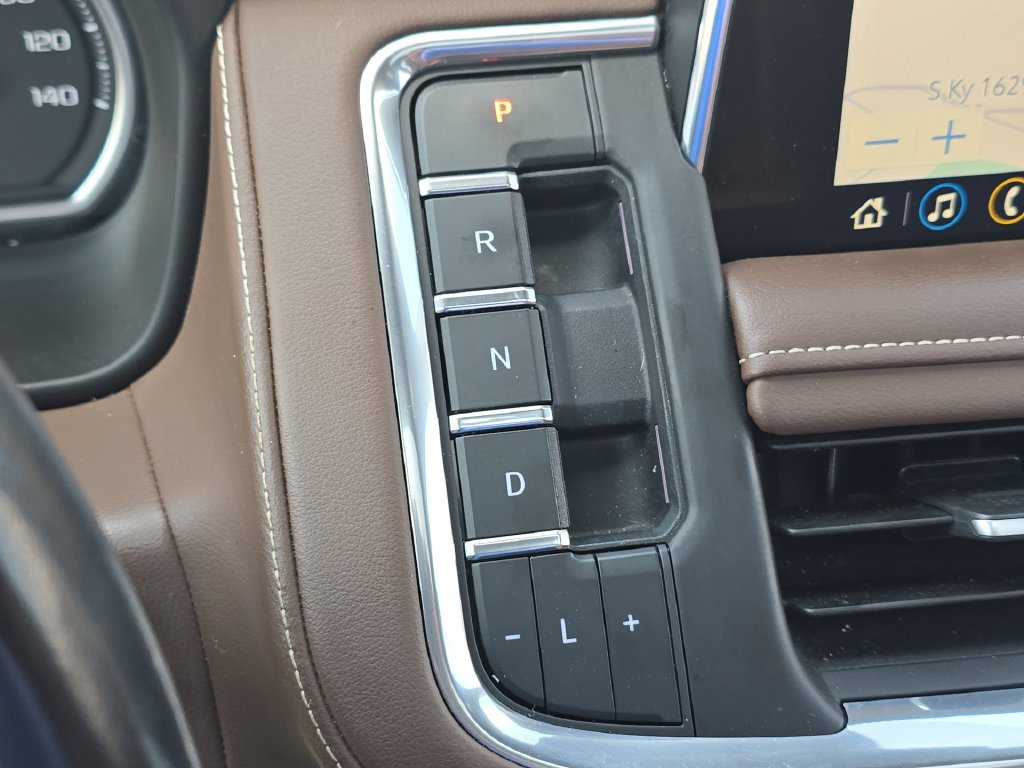 Used 2021 Chevrolet Tahoe High Country w/ Premium Package AWD/4WD image 20