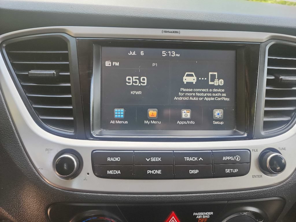 Used 2021 Hyundai Accent SEL FWD image 16