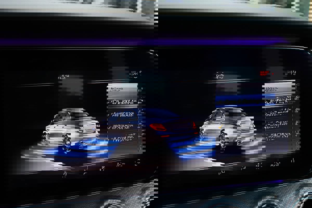 Used 2018 Mercedes-Benz E 63 AMG S image 34