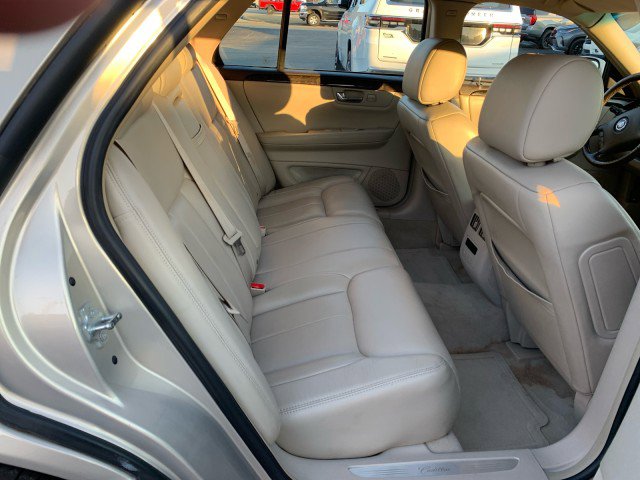 Used 2008 Cadillac DTS 1SH FWD image 13