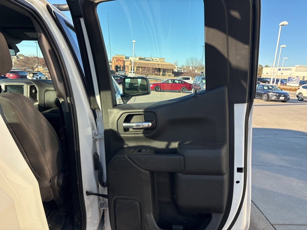 Used 2019 Chevrolet Silverado 1500 W/T w/ Trailering Package image 28