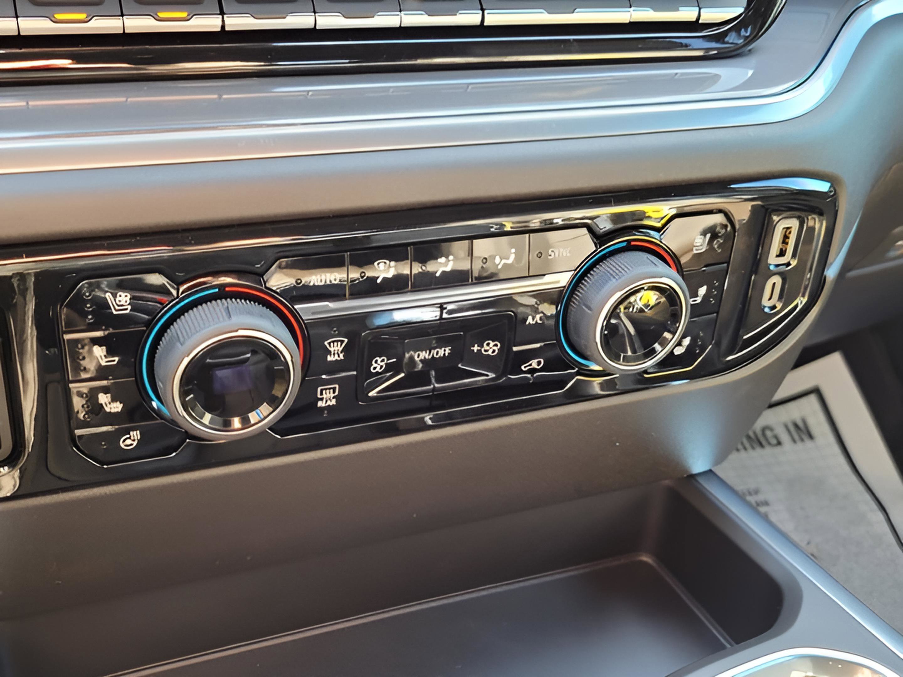 New 2026 Chevrolet Silverado 1500 High Country w/ High Country Premium Package AWD/4WD image 19