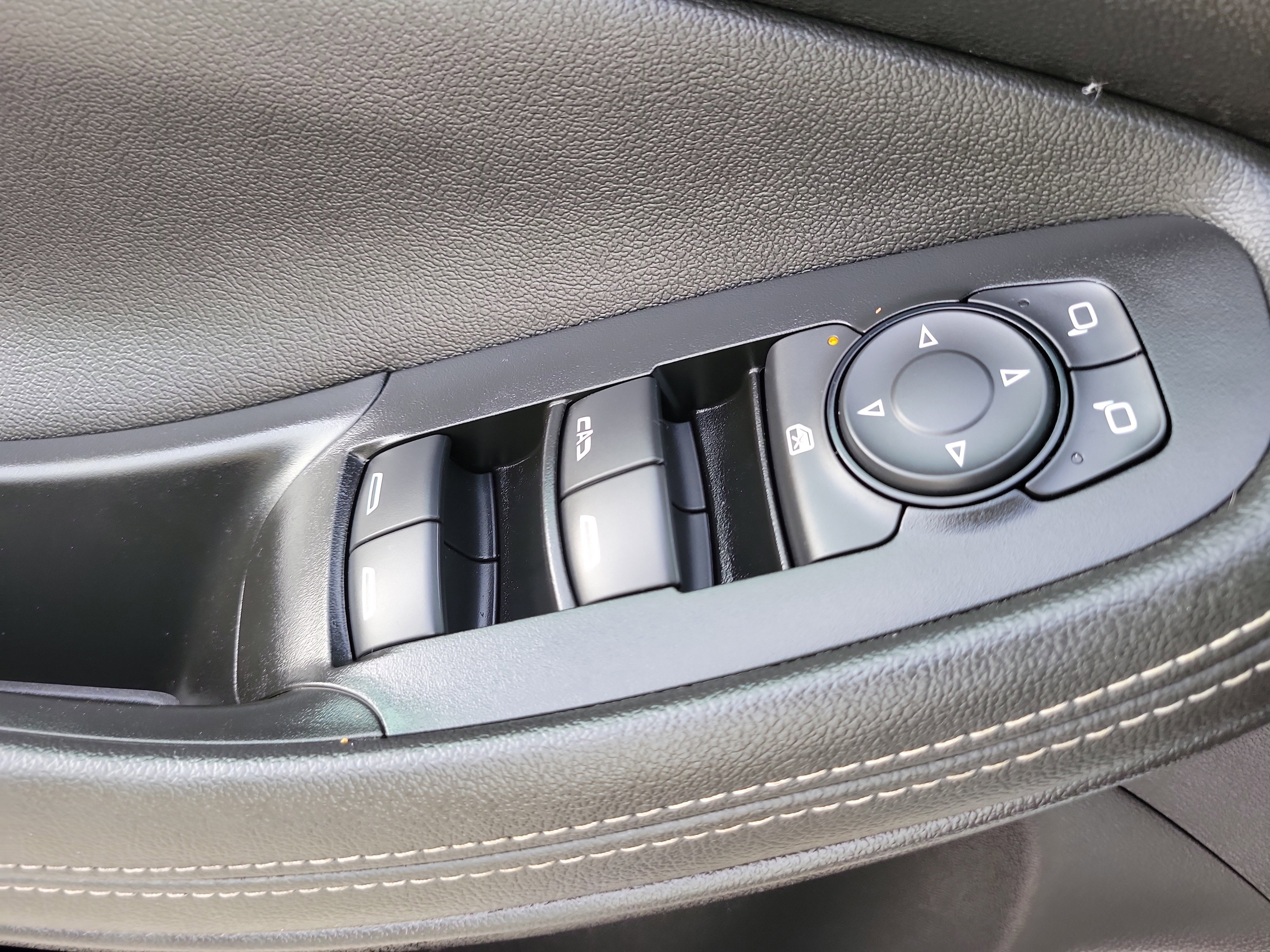 Used 2025 Buick Encore GX Preferred image 20