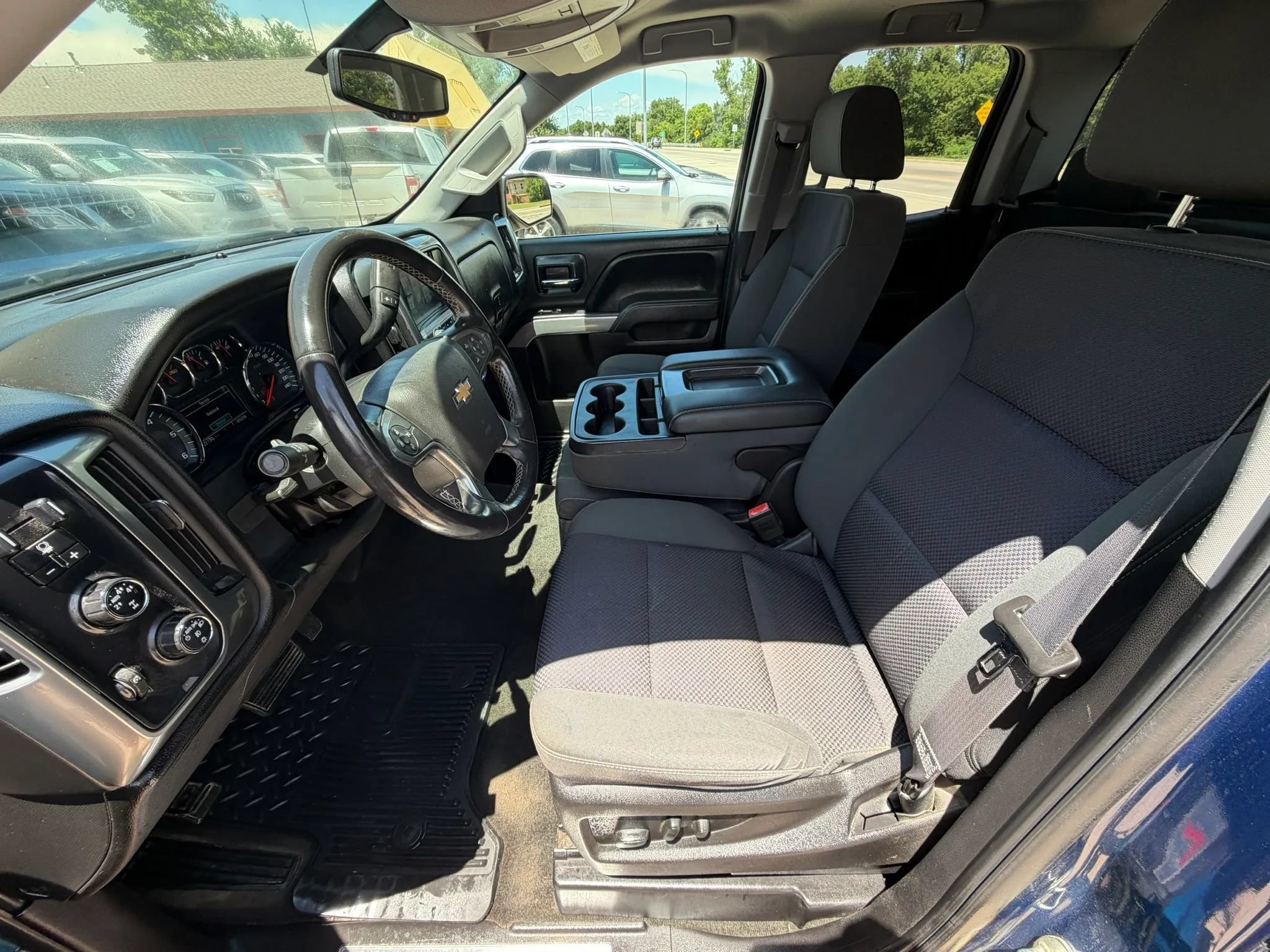 Used 2016 Chevrolet Silverado 1500 LT w/ All Star Edition AWD/4WD image 9