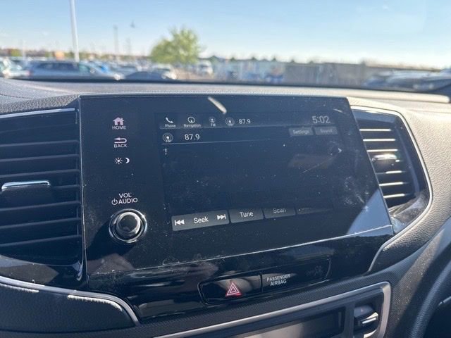 Used 2022 Honda Pilot TrailSport image 20