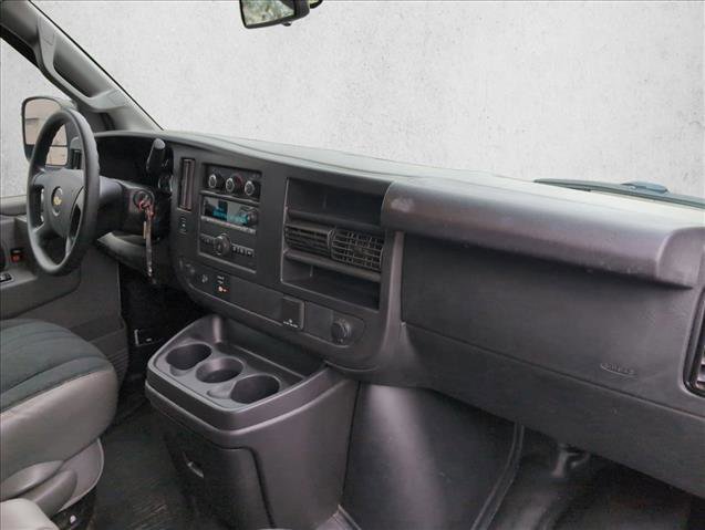 Used 2018 Chevrolet Express 2500 w/ Driver Convenience Package image 22
