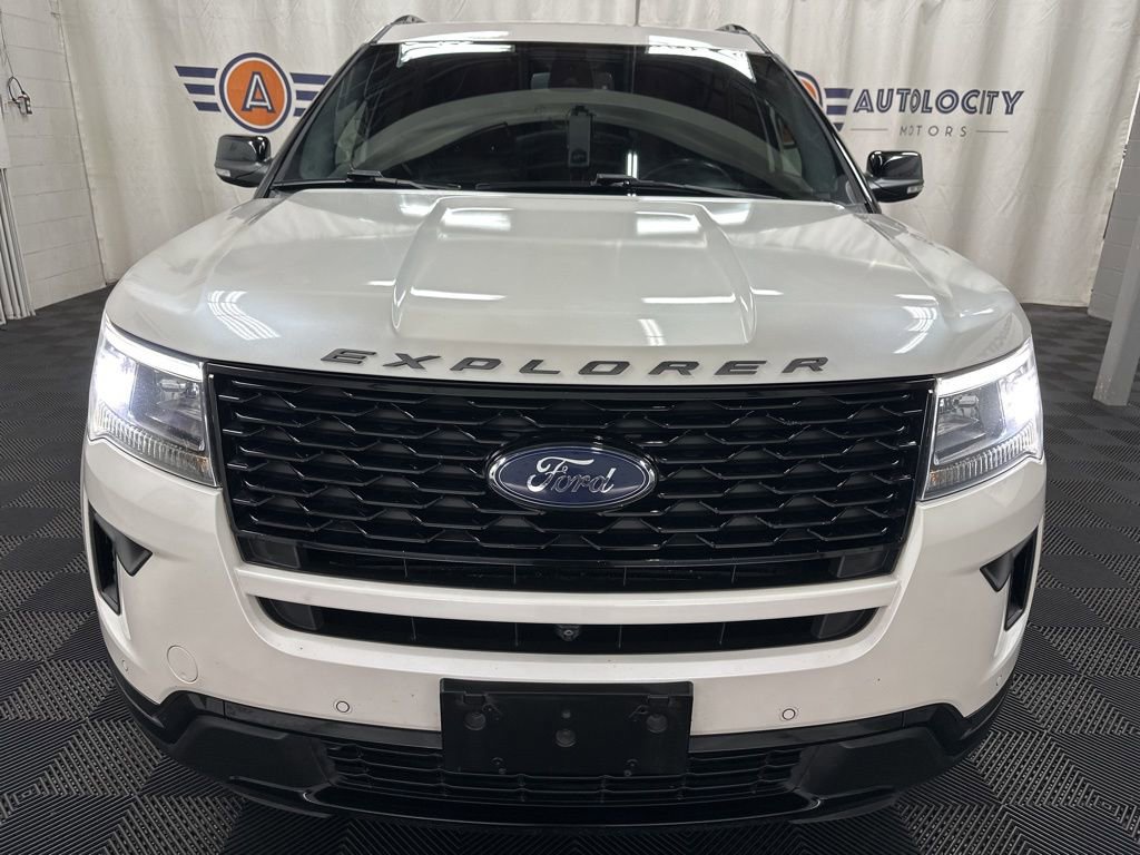 Used 2018 Ford Explorer Sport w/ Equipment Group 401A image 3