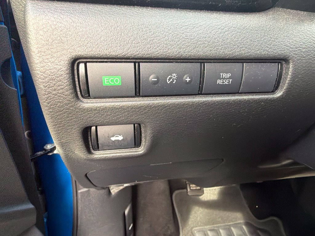 Used 2024 Nissan Sentra SR FWD image 18
