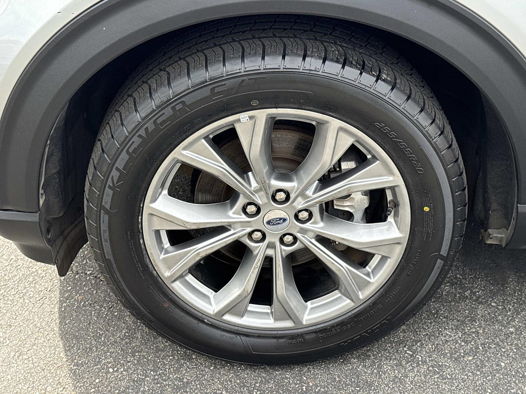 Certified 2023 Ford Explorer Limited RWD image 39