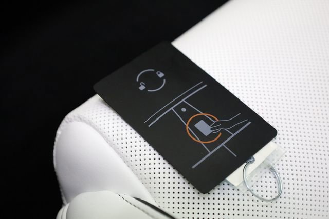 Used 2025 Tesla Model 3 Performance image 31