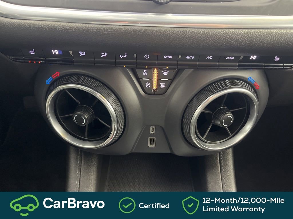 Used 2020 Chevrolet Blazer LT AWD/4WD image 34