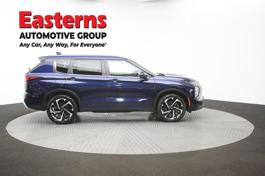 Used 2024 Mitsubishi Outlander SE FWD image 43