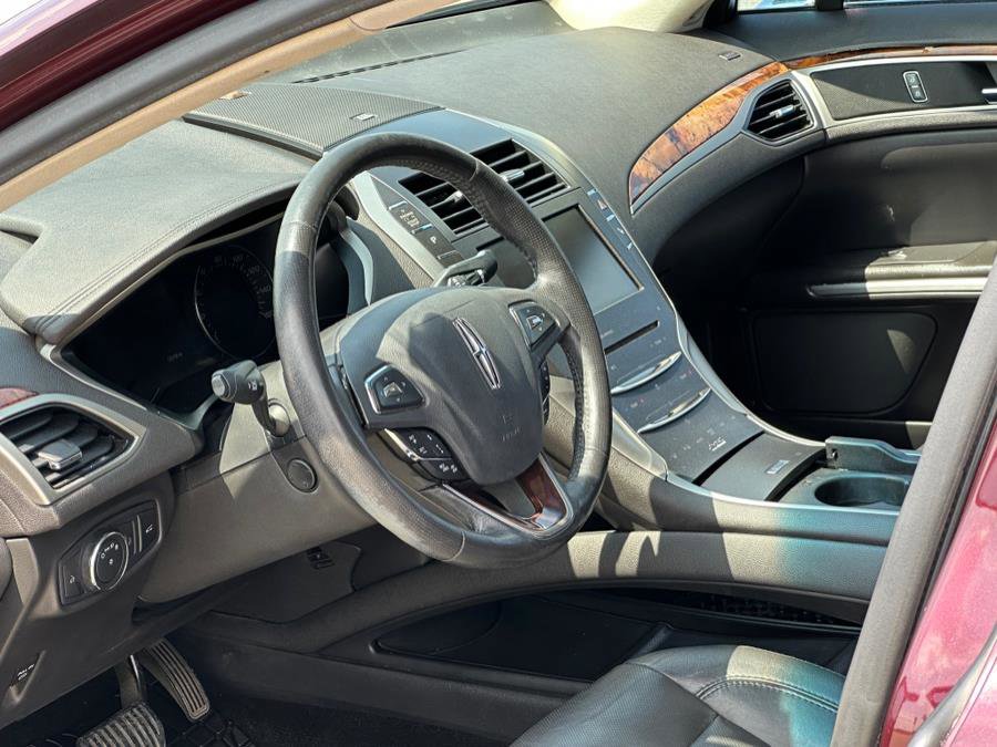 Used 2013 Lincoln MKZ FWD image 14