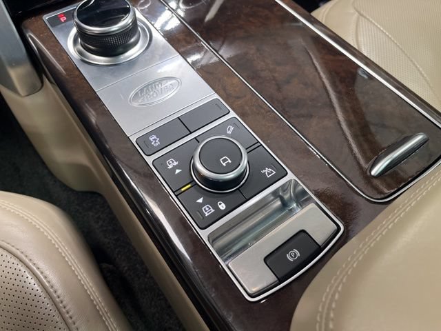 Used 2020 Land Rover Range Rover HSE AWD/4WD image 22