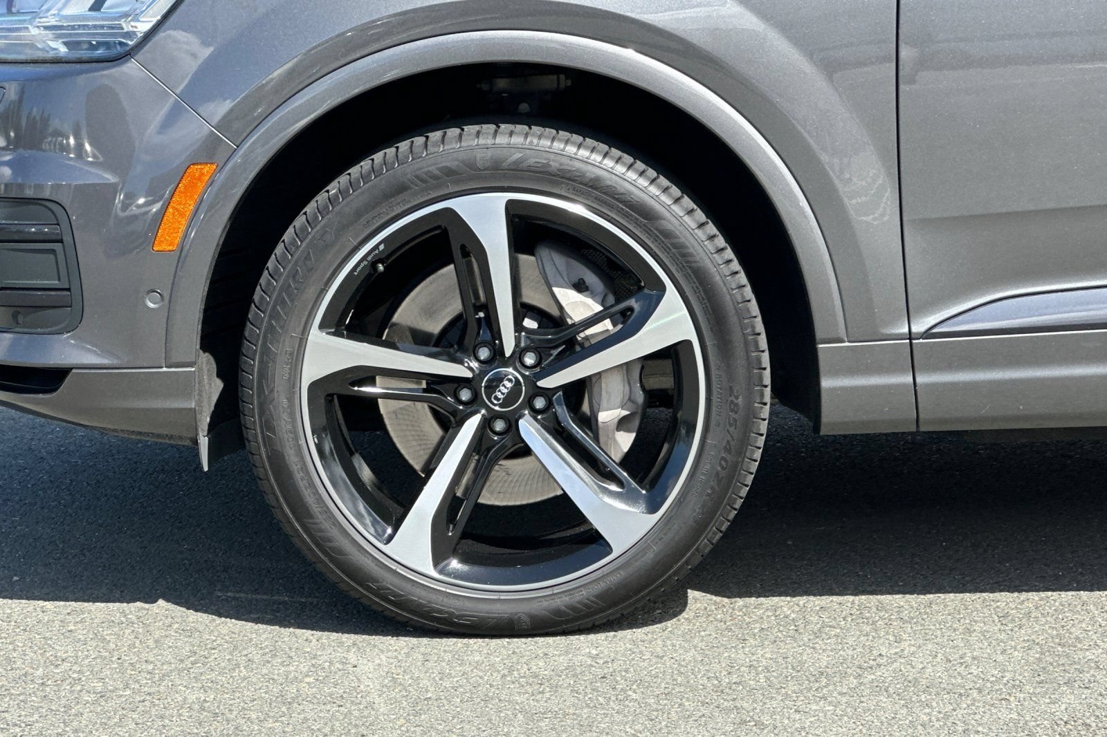 Used 2019 Audi Q7 3.0T Premium Plus w/ Premium Plus Package AWD/4WD image 26