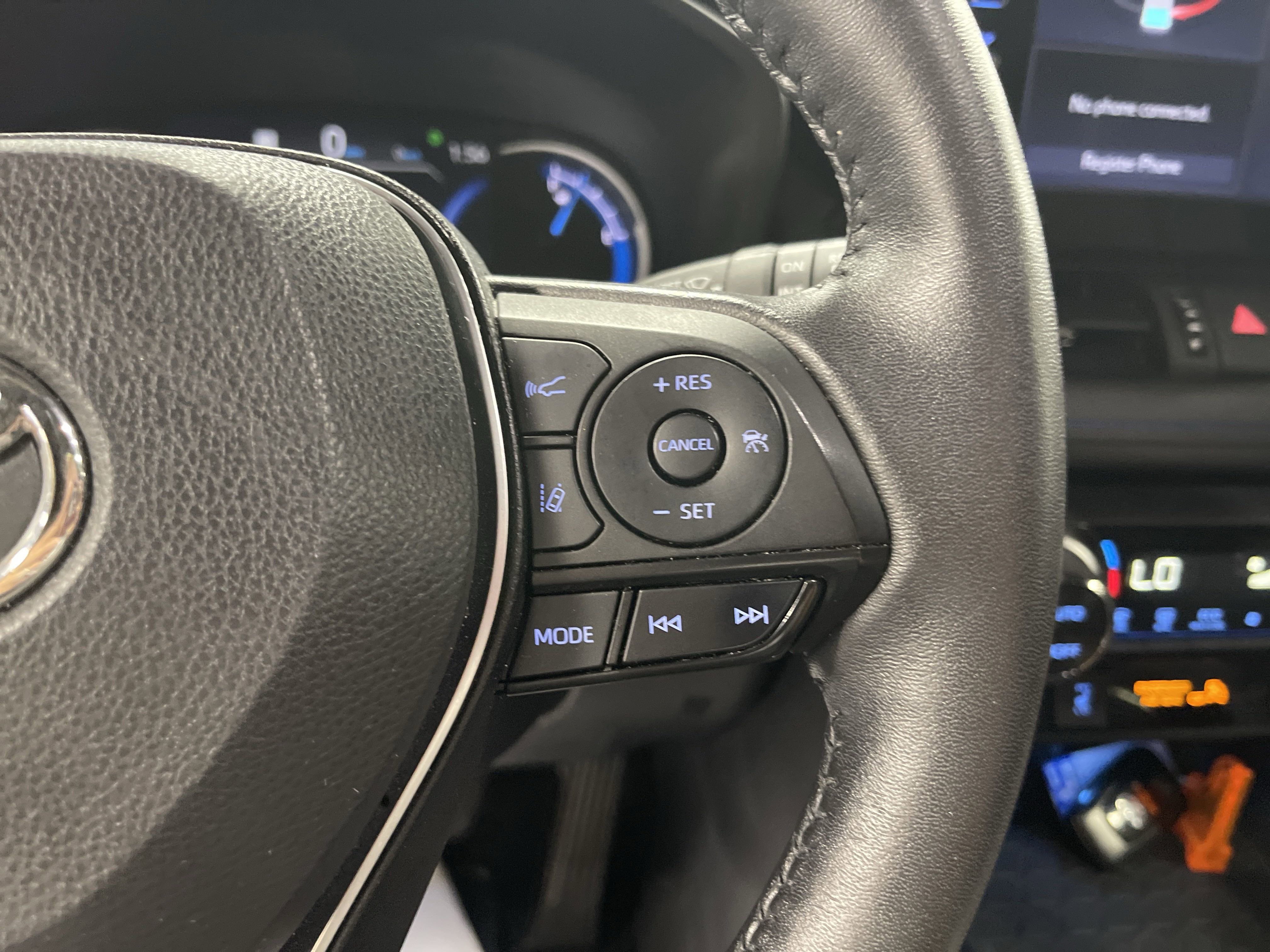 Used 2022 Toyota RAV4 XSE image 19