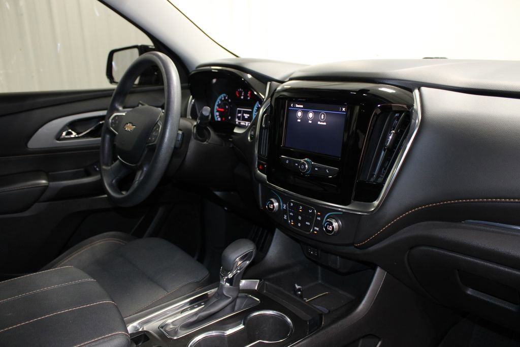 Used 2021 Chevrolet Traverse LS FWD image 29
