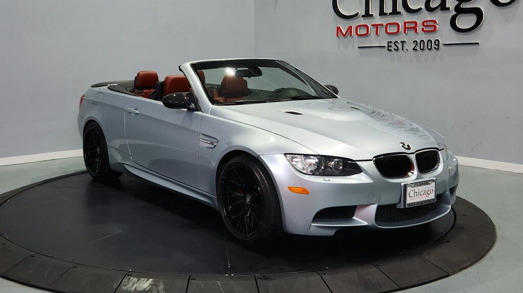 Used 2012 BMW M3 Convertible RWD image 2