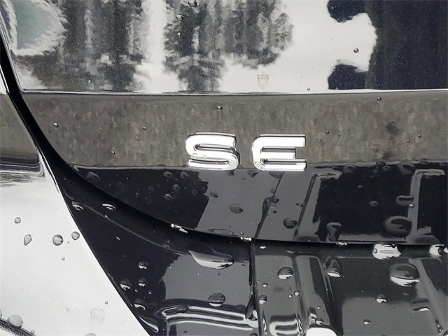 New 2026 Volkswagen Taos SE image 7