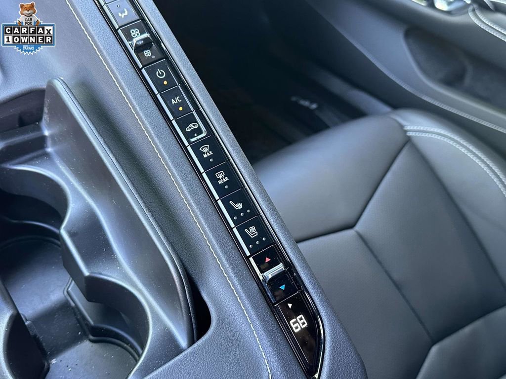 Used 2022 Chevrolet Corvette Stingray Preferred Cpe w/ Z51 Performance Package RWD image 31