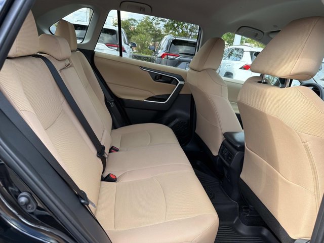 Certified 2025 Toyota RAV4 LE FWD image 19