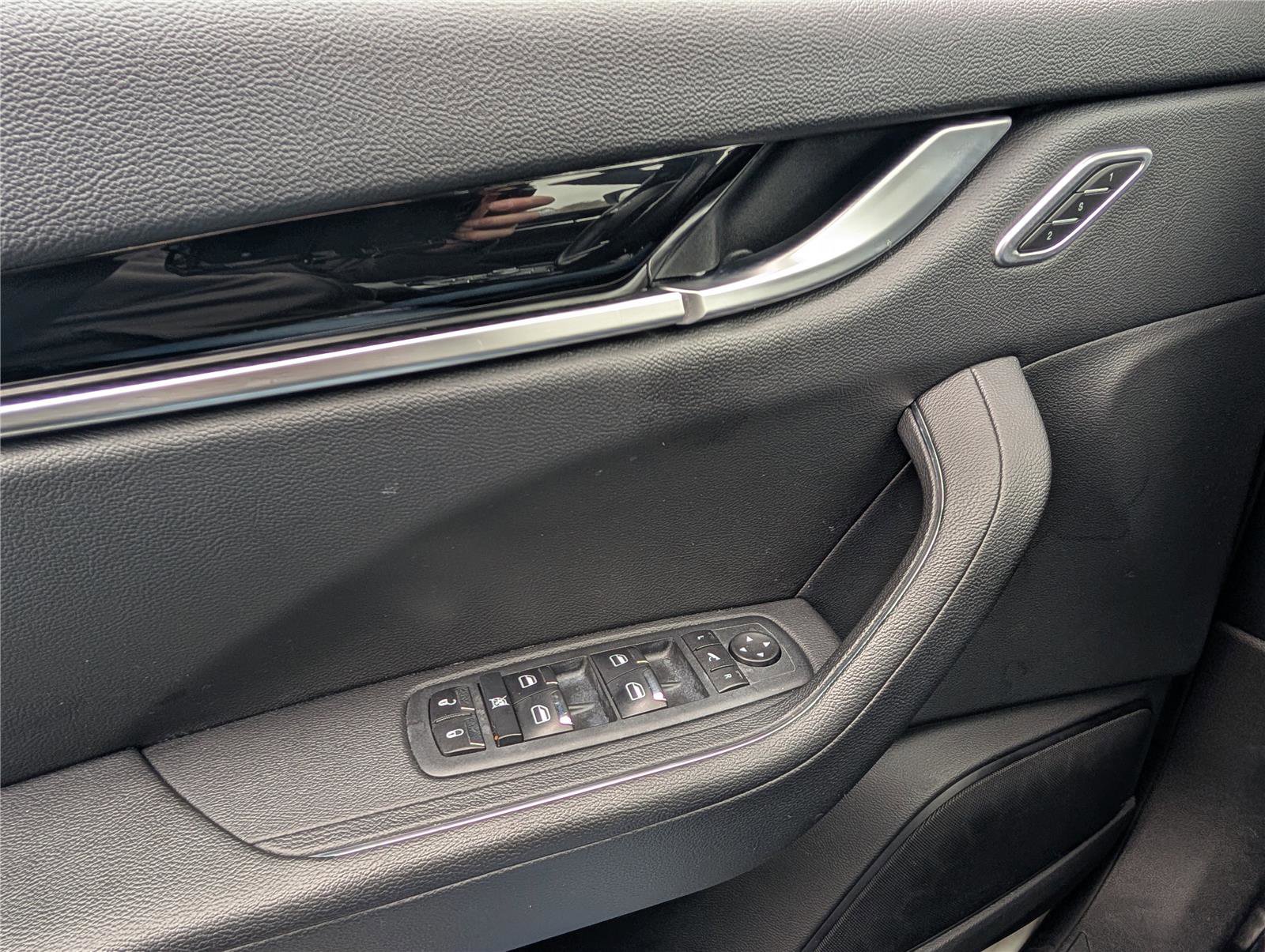 Used 2023 Maserati Levante Modena image 18