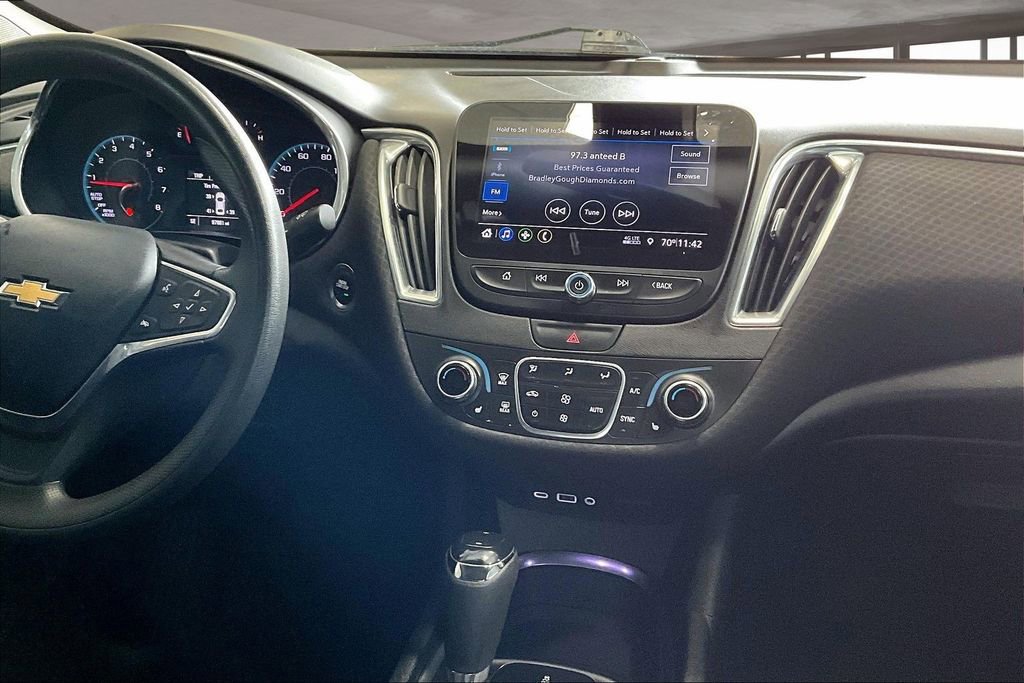 Used 2019 Chevrolet Malibu LT image 7