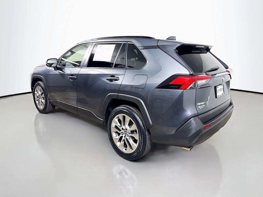 Certified 2020 Toyota RAV4 XLE Premium FWD image 5