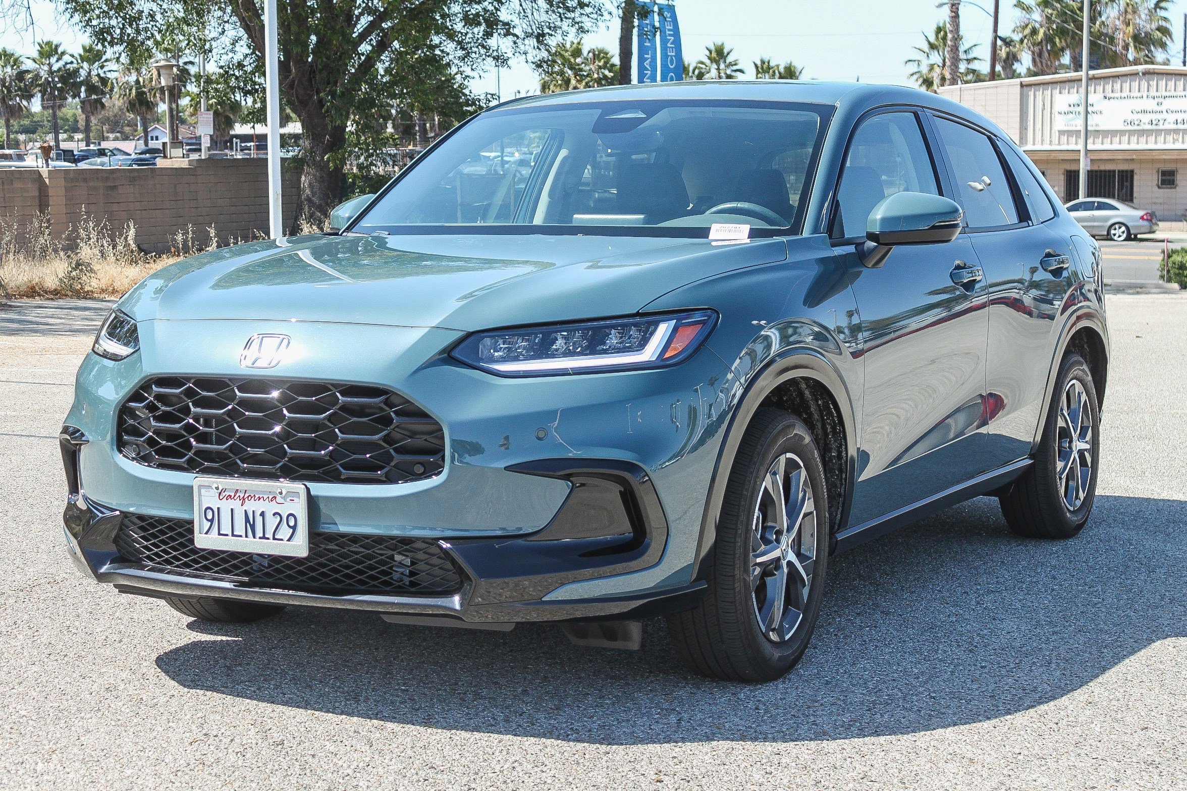 Used 2024 Honda HR-V EX-L image 3