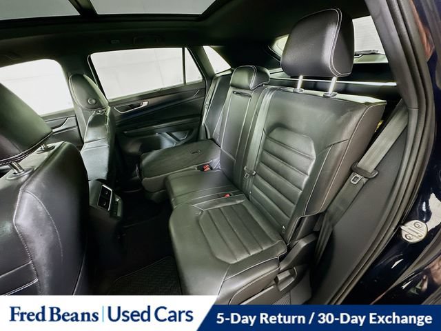 Used 2024 Volkswagen Atlas Cross Sport SEL R-Line AWD/4WD image 30