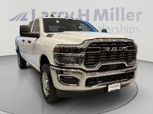 New 2026 RAM 2500 Tradesman w/ Chrome Appearance Group AWD/4WD image 7