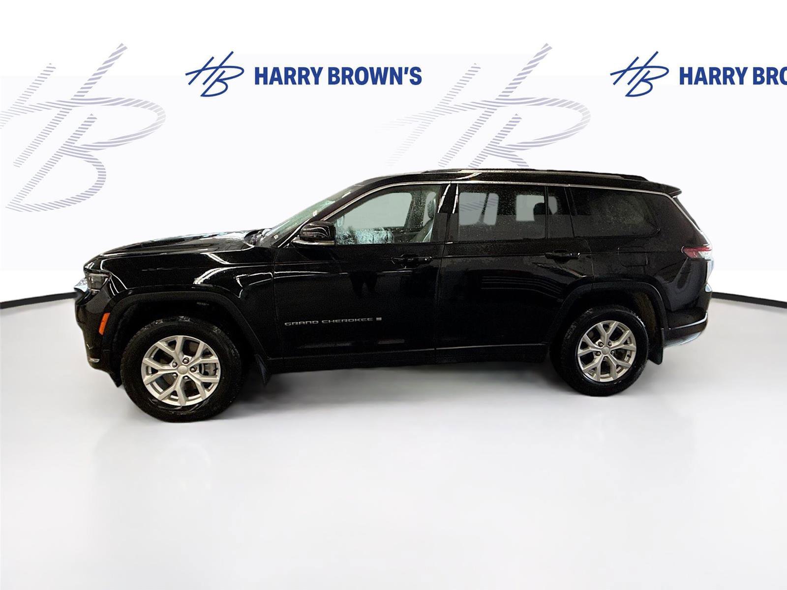 Used 2024 Jeep Grand Cherokee L Limited w/ Luxury Tech Group II image 8