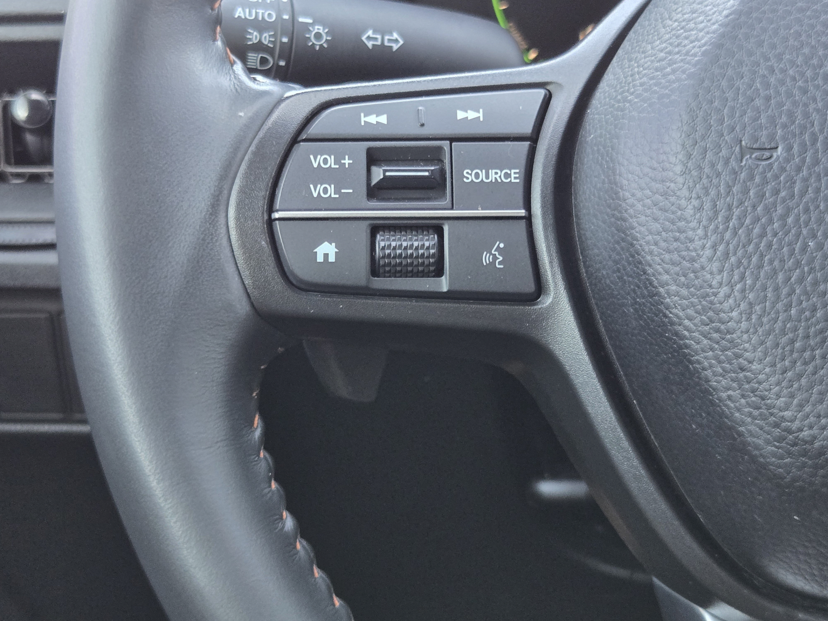 Used 2025 Honda CR-V Sport image 26