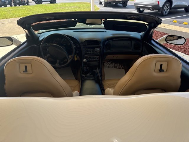 Used 2002 Chevrolet Corvette Base w/ Preferred Equipment Group1 image 12