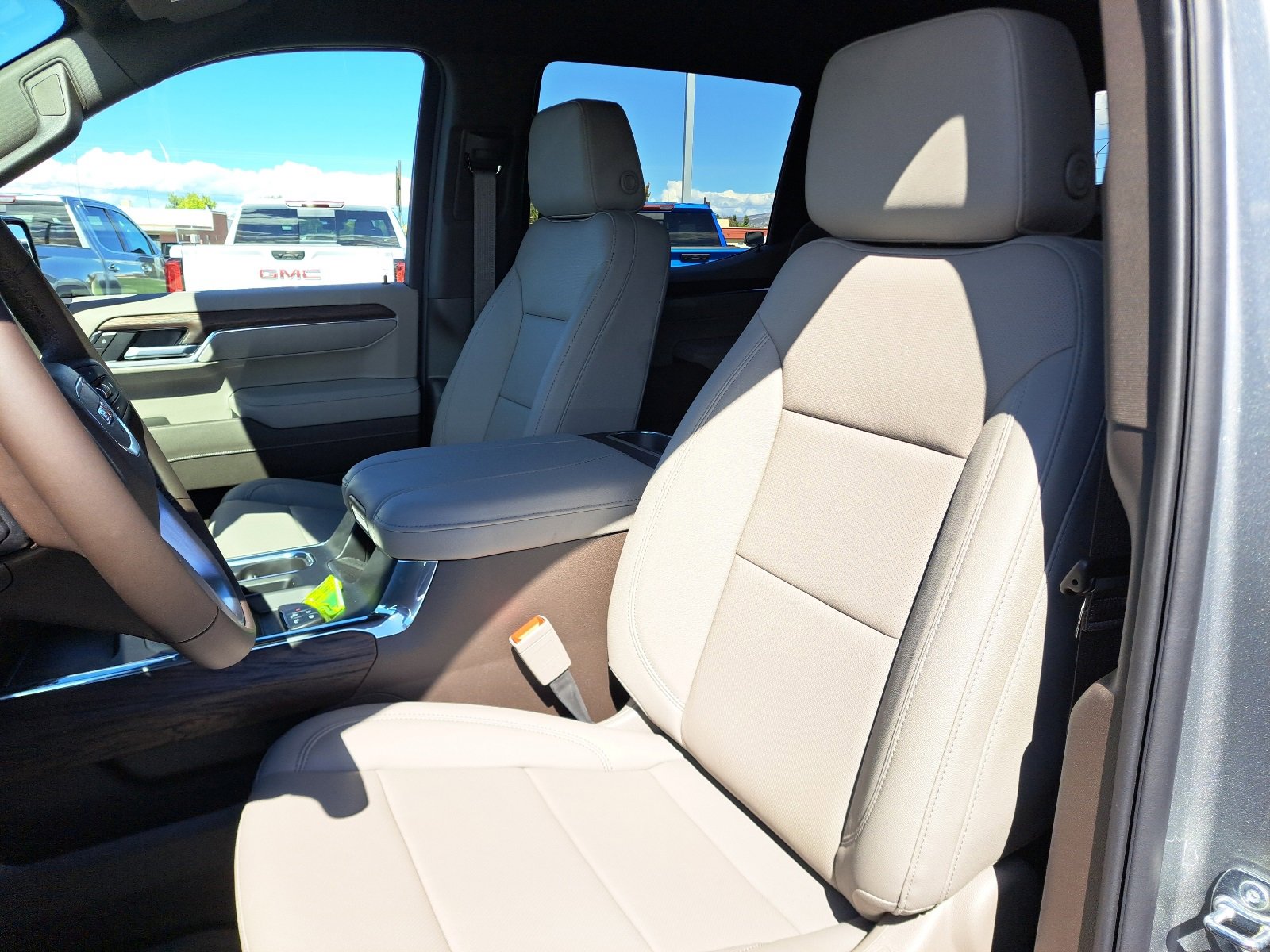 New 2026 GMC Sierra 1500 SLT w/ SLT Premium Package image 27