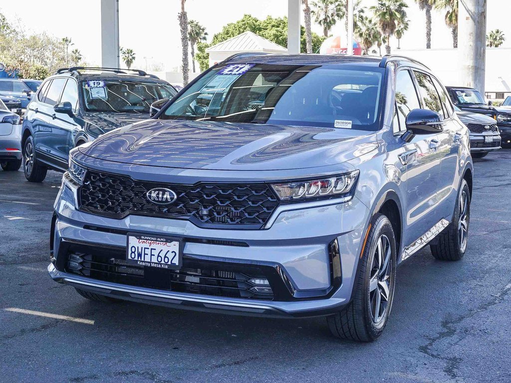 Certified 2021 Kia Sorento EX image 3